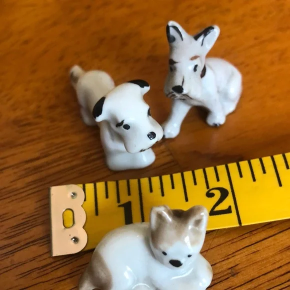 Miniature Ceramic Dog Figurines Collection—lot of 7 - Picture 13 of 16